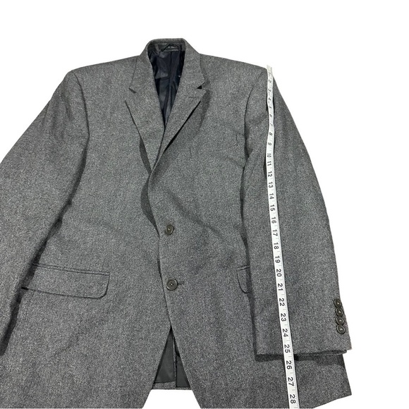 Ralph Lauren Grey Herringbone Tweed 2 Button Suit Jacket Sz 44R Wool Cashmere - Picture 9 of 12